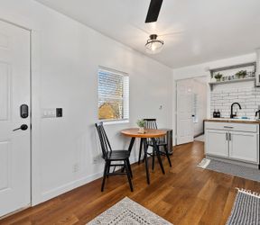 Tiny Tranquility: kitchen dining