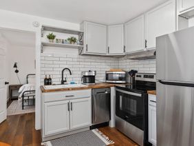 Tiny Tranquility: kitchen
