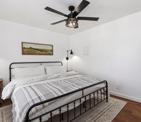 Tiny Tranquility: bedroom